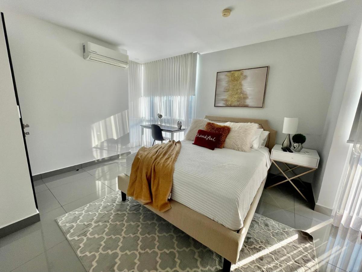 Amplio Condominio Ejecutivo Con Hermosa Vista ซานเปโดร ซูลา ภายนอก รูปภาพ