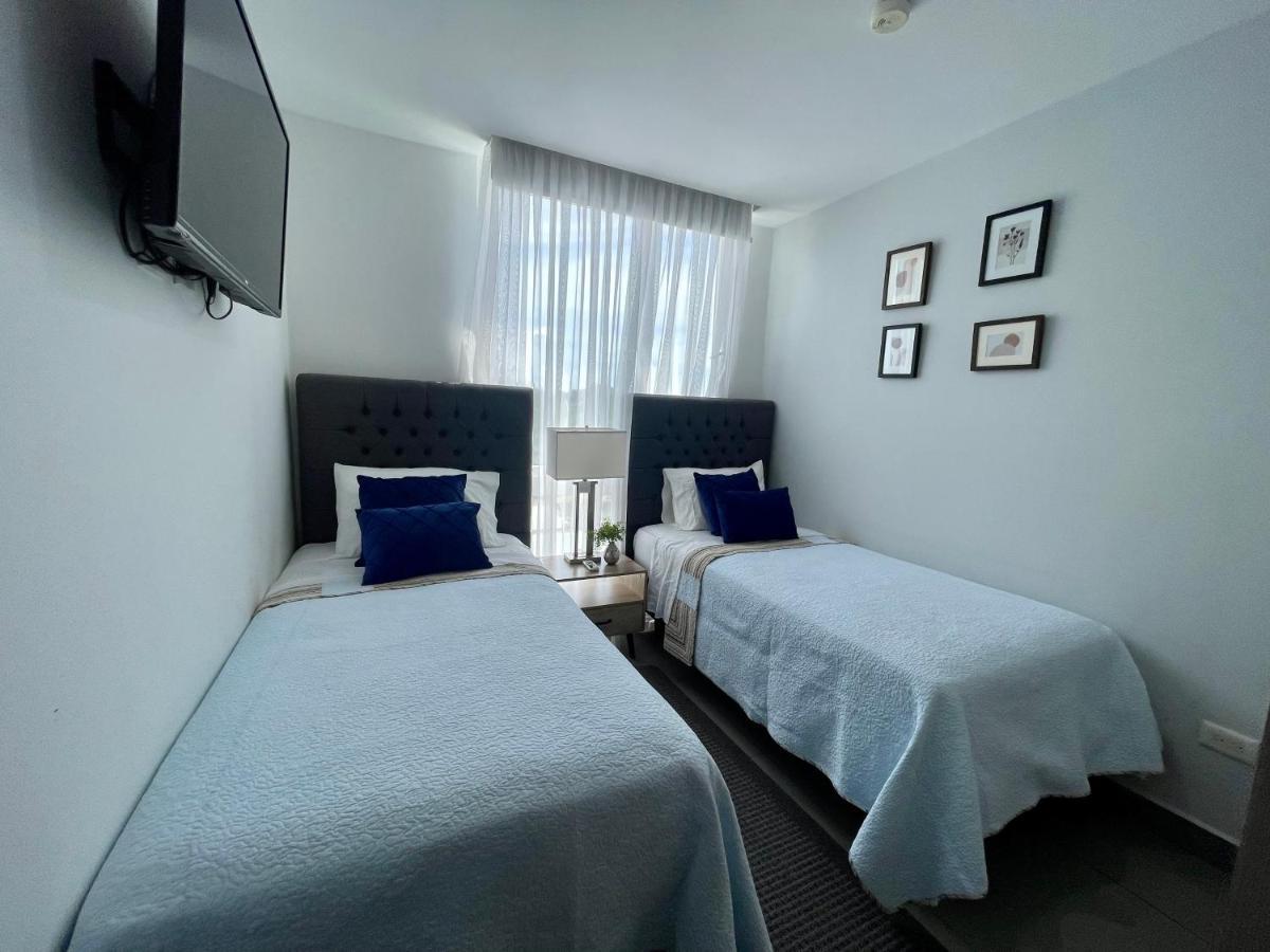 Amplio Condominio Ejecutivo Con Hermosa Vista ซานเปโดร ซูลา ภายนอก รูปภาพ