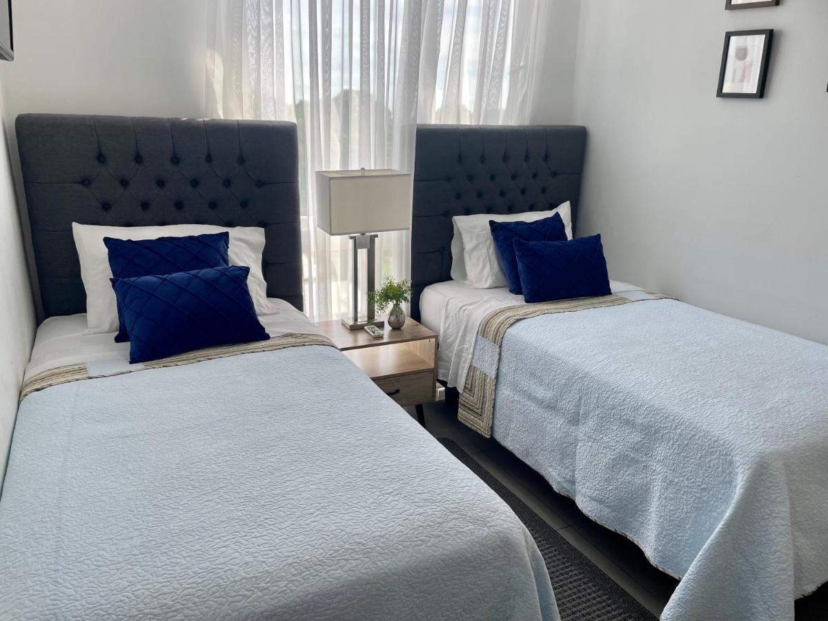 Amplio Condominio Ejecutivo Con Hermosa Vista ซานเปโดร ซูลา ภายนอก รูปภาพ